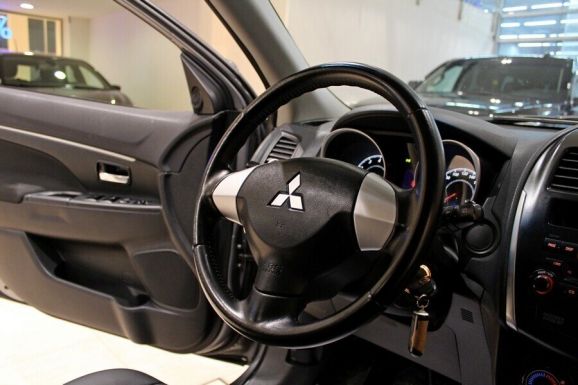 Mitsubishi ASX, 1.8 л, Вариатор, 2012 фото 7