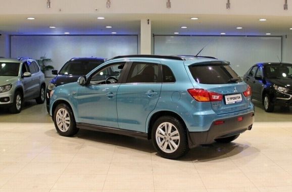 Mitsubishi ASX, 2.0 л, Вариатор, 2013 фото 5