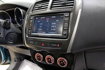 Mitsubishi ASX, 2.0 л, CVT, 2013 фото 10