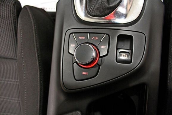 Opel Insignia, 2.0 л, АТ, 2011 фото 12