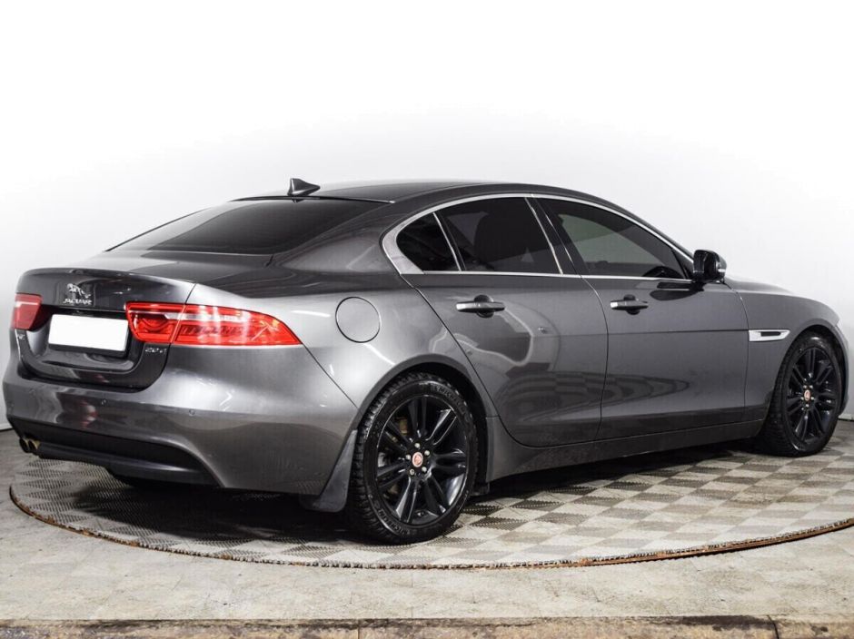 Jaguar XE, 2.0 л, АТ, 2015 фото 4