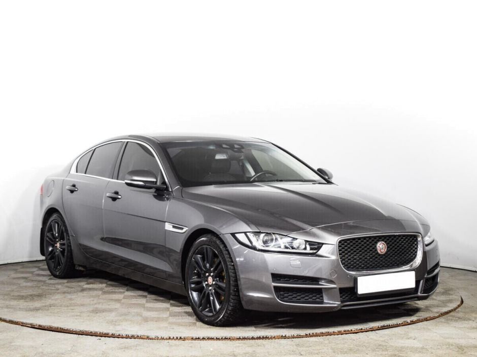 Jaguar XE, 2.0 л, АТ, 2015 фото 5