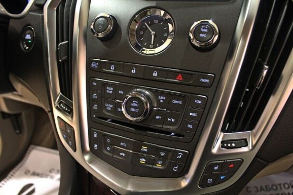 Cadillac SRX, 3.0 л, АТ, 2012 фото 2