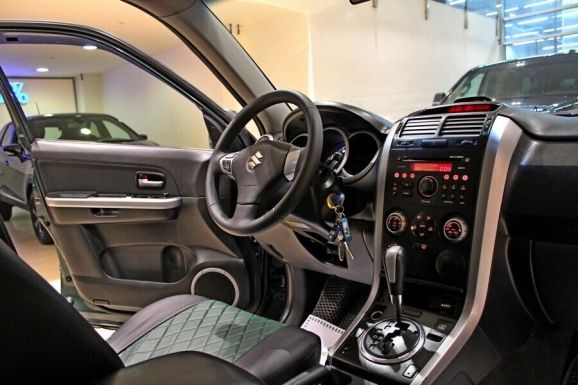 Suzuki Grand Vitara, 2.0 л, АТ, 2008 фото 7