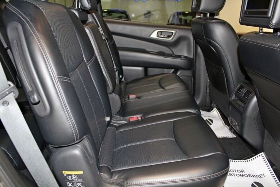 Nissan Pathfinder, 3.5 л, Вариатор, 2017 фото 8