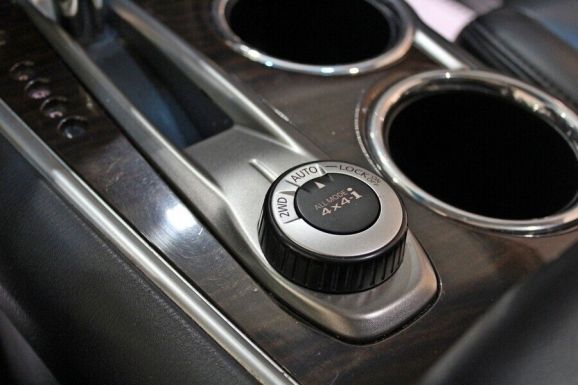 Nissan Pathfinder, 3.5 л, Вариатор, 2016 фото 2