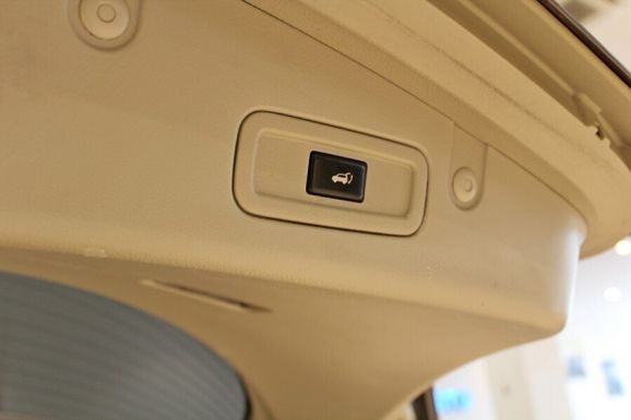 Nissan Murano, 3.5 л, Вариатор, 2015 фото 2