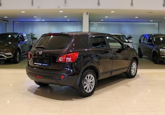 Nissan Qashqai, 2.0 л, Вариатор, 2009 фото 6