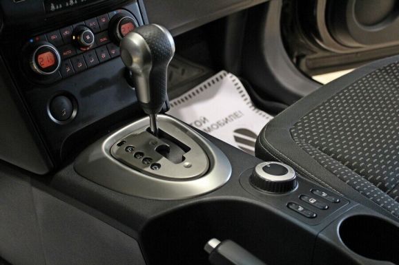 Nissan Qashqai, 2.0 л, Вариатор, 2009 фото 9