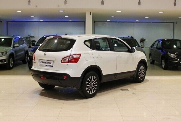 Nissan Qashqai, 1.6 л, Вариатор, 2012 фото 6