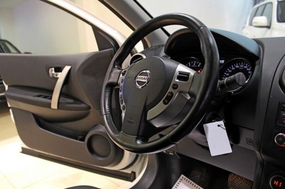 Nissan Qashqai, 1.6 л, Вариатор, 2012 фото 11