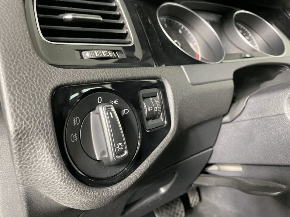 Volkswagen Golf, 1.6 л, АТ, 2016 фото 10