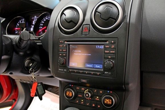 Nissan Qashqai, 1.6 л, Вариатор, 2013 фото 11