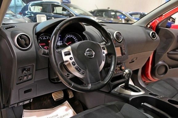 Nissan Qashqai, 1.6 л, Вариатор, 2013 фото 2