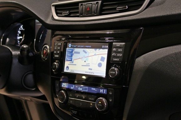 Nissan Qashqai, 2.0 л, Вариатор, 2018 фото 12