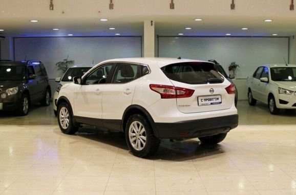Nissan Qashqai, 2.0 л, Вариатор, 2017 фото 5