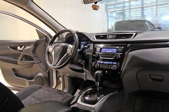 Nissan Qashqai, 2.0 л, Вариатор, 2017 фото 7