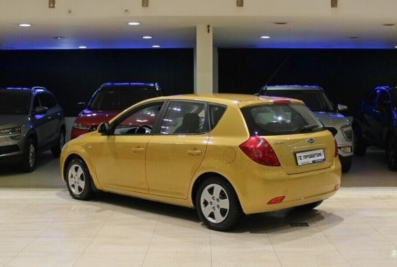 Kia Ceed, 1.6 л, АТ, 2009 фото 5