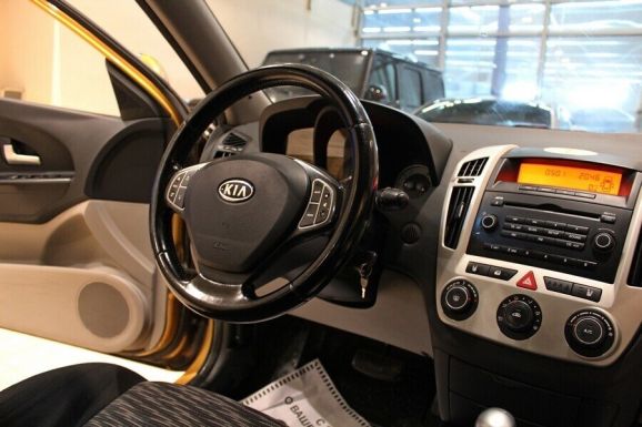 Kia Ceed, 1.6 л, АТ, 2009 фото 7