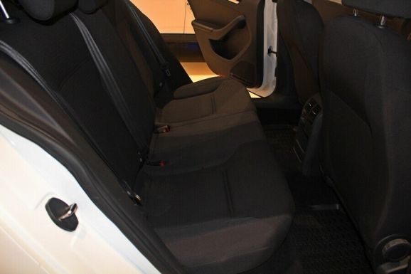 Volkswagen Jetta, 1.4 л, Робот, 2018 фото 8