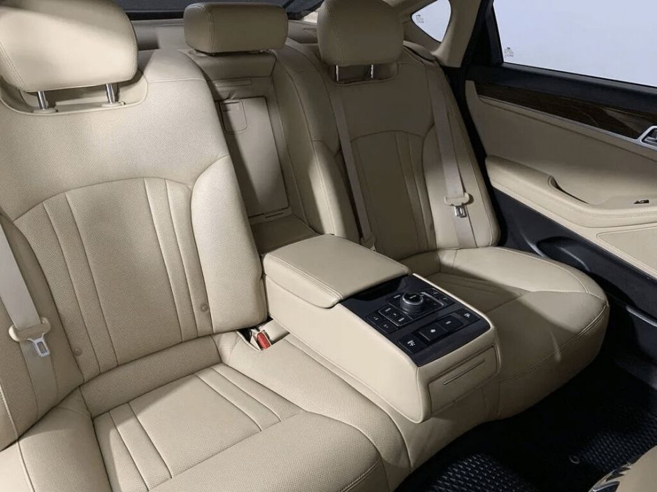 Genesis G80, 2.0 л, АТ, 2017 фото 1