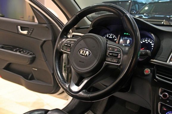Kia Optima, 2.4 л, АТ, 2016 фото 8