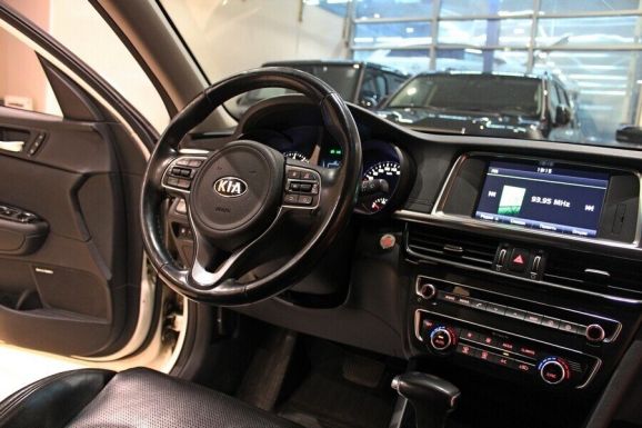 Kia Optima, 2.4 л, АТ, 2016 фото 9