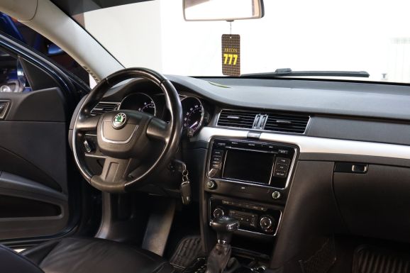 Skoda Superb, 1.8 л, АТ, 2013 фото 7