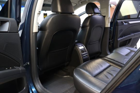 Skoda Superb, 1.8 л, АТ, 2013 фото 1