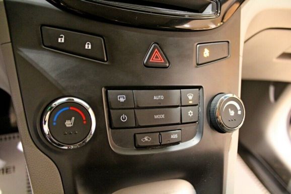 Chevrolet Orlando, 1.8 л, АТ, 2013 фото 9