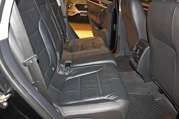 Volkswagen Touareg, 3.0 л, АТ, 2012 фото 1