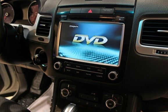 Volkswagen Touareg, 3.0 л, АТ, 2013 фото 2