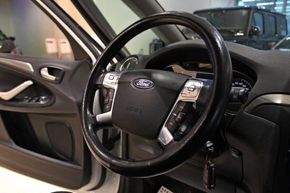 Ford S-MAX, 2.0 л, Робот, 2012 фото 2