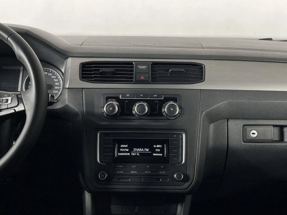 Volkswagen Caddy, 1.4 л, Робот, 2019 фото 2