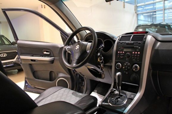 Suzuki Grand Vitara, 2.0 л, АТ, 2008 фото 7