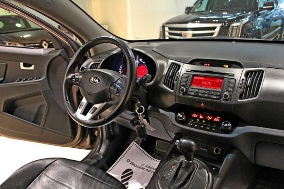 Kia Sportage, 2.0 л, АТ, 2013 фото 7