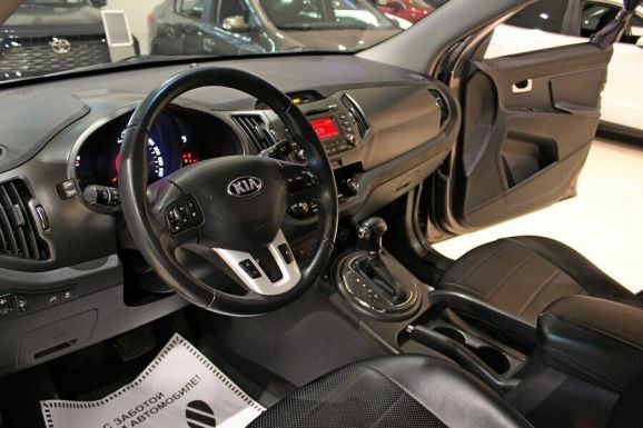 Kia Sportage, 2.0 л, АТ, 2013 фото 2