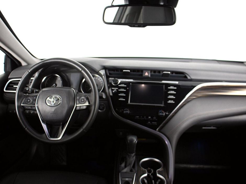 Toyota Camry, 2.5 л, АТ, 2018 фото 8