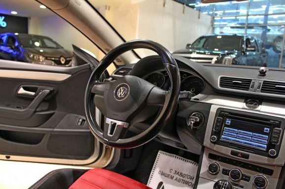 Volkswagen Passat CC, 1.8 л, МТ, 2013 фото 7