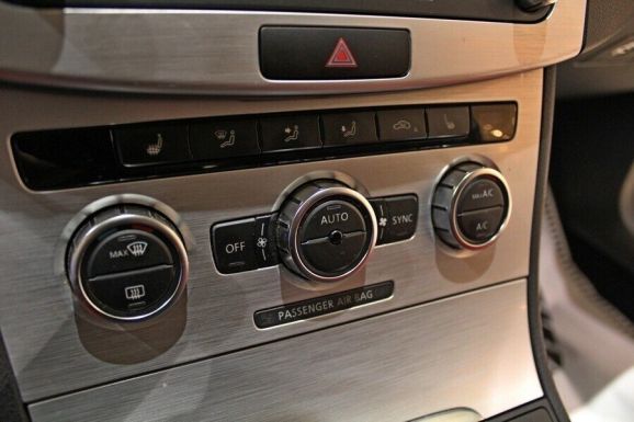 Volkswagen Passat CC, 1.8 л, МТ, 2013 фото 1