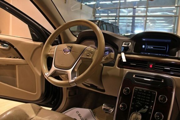 Volvo S80, 2.5 л, АТ, 2012 фото 7