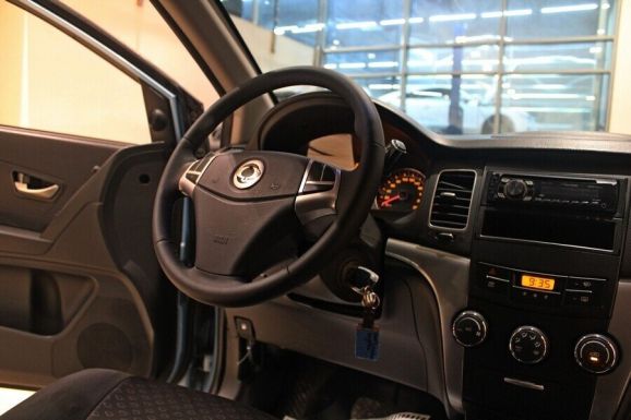 SsangYong Actyon, 2.0 л, АТ, 2011 фото 7