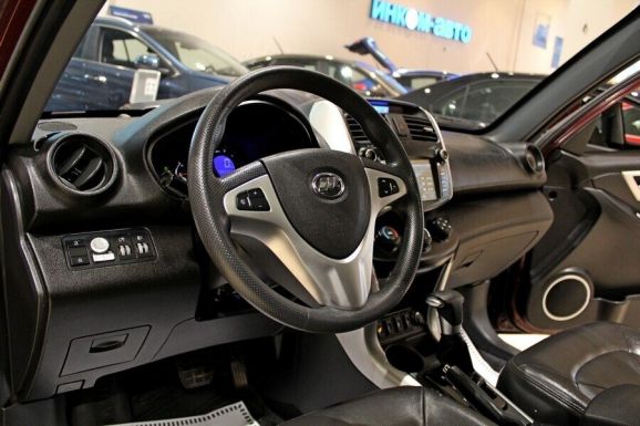Lifan X60, 1.8 л, Вариатор, 2016 фото 2