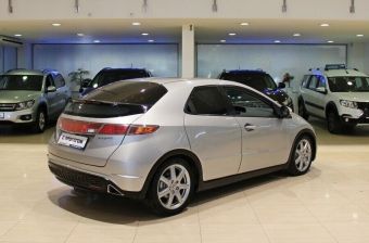 Honda Civic, 1.8 л, АТ, 2010 фото 6