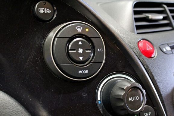 Honda Civic, 1.8 л, АТ, 2010 фото 1