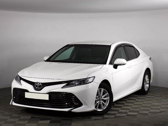Toyota Camry, 2.0 л, АТ, 2019 фото 3