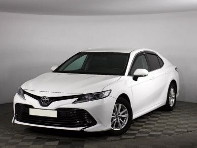 Toyota Camry, 2.0 л, АКПП, 2019 фото 3