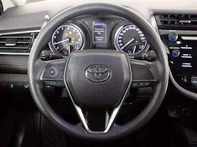 Toyota Camry, 2.0 л, АКПП, 2019 фото 6