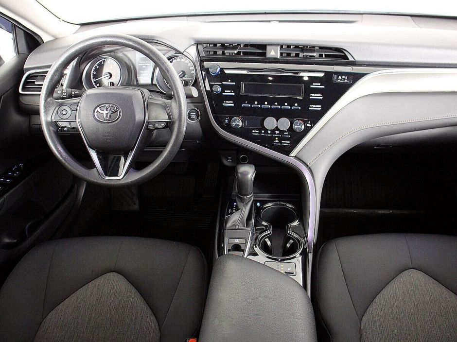 Toyota Camry, 2.0 л, АТ, 2019 фото 7