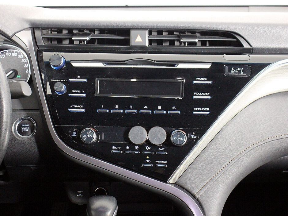 Toyota Camry, 2.0 л, АТ, 2019 фото 8